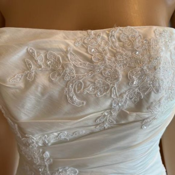 *Maggie Sottero Ivory Taffeta Strapless Fit Flare Bridal Gown Wedding Dress Sz 4 - Picture 9 of 15